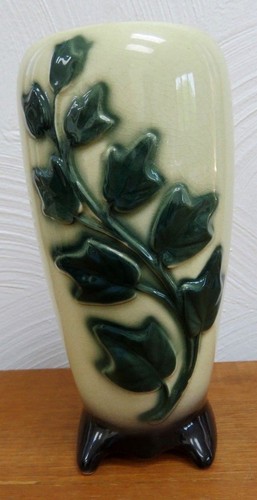 Vintage Royal Copley Pottery Vase Green Ivy Pattern 7" Tall - Picture 4 of 12