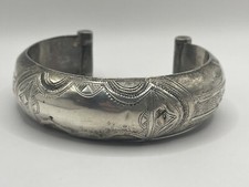 Vintage Tuareg Silver 900 Rounded Artisan Hand Etched Cuff Bracelet