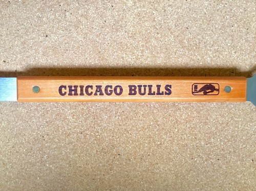 Chicago Bulls Spatula The Sportula NBA Heavy Duty Grilling Spatula Bottle Opener - Picture 4 of 10