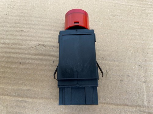 AUDI TT 8N / MK1 HAZARD WARNING LIGHT SWITCH / RELAY 8N0941509A
