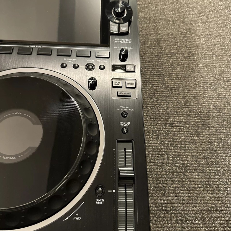 Pioneer DJ CDJ3000 Professional DJ Media Player Clean Excellent