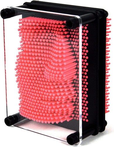 Classic 3D Pin Art Gadget Sculpture Picture Impressions Pink Children Kids Toy - Picture 7 of 7