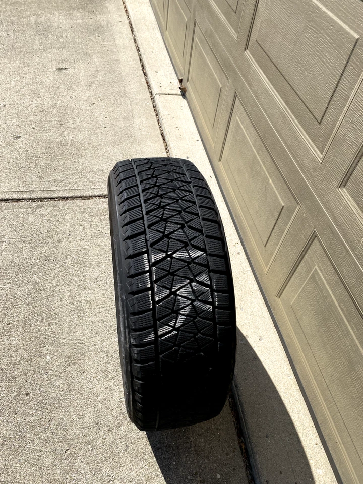 235/60r18 tires set of 4 Bridgestone / Blizak - Image 2 of 4