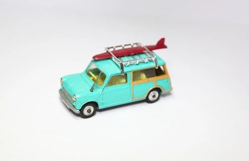 Corgi 485 BMC Mini Countryman - Excellent Vintage Original 1960s