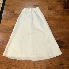 White Full A-Line Petticoat Underskirt Fullness Wedding Bridal EUC Small