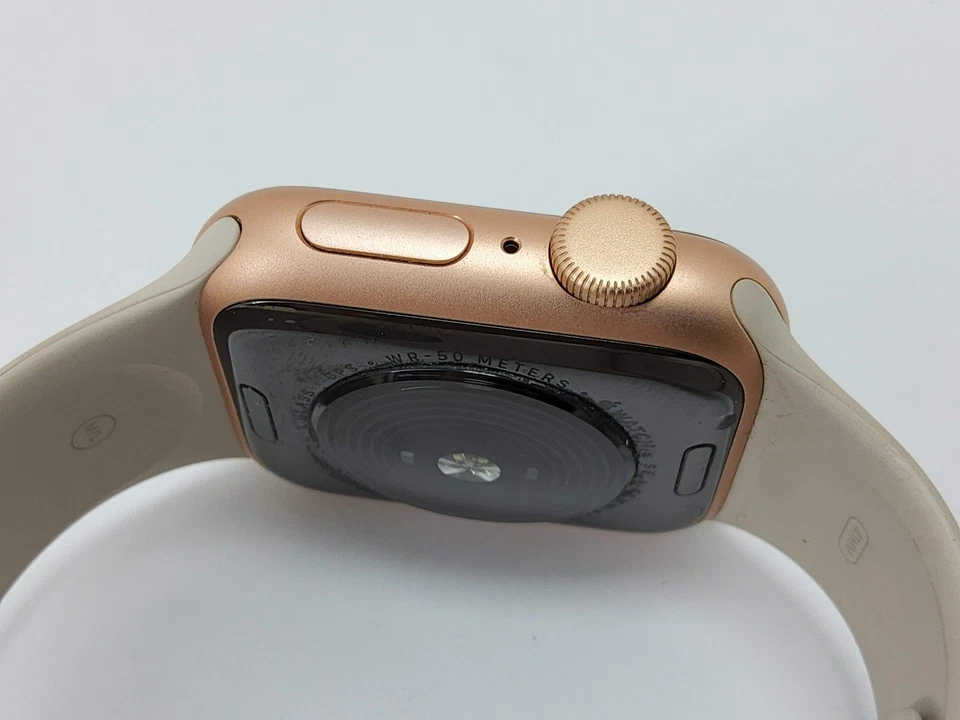 Apple Watch SE (2nd generation), foto 3 de 4