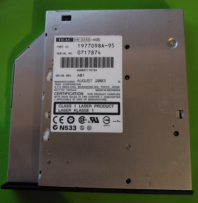 TEAC CD-224E Slimline-CD-ROM-Laufwerk, Notebook/Server IDE/ATAPI