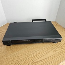 Vintage FISHER FM9025 STUDIO STANDARD INTERGRATED STEREO AM/FM Tuner