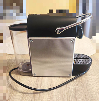 De'Longhi Nespresso Pixie Kapselmaschine 19 bar 1260 W 0,7 L Schwarz/Silber