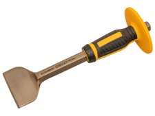 Roughneck GORILLA® Brick Bolster with Non-Slip Hand Guard 76 x 279mm (3 x 11in)