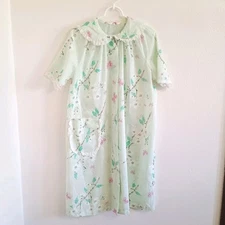 Vintage Smart Time Light Green Floral Snap Up House Dress Robe Nightgown Lace Sz
