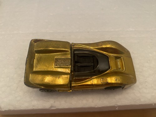 Vintage Hot Wheels Redline Gold McLaren M6A - Picture 2 of 5