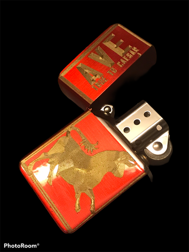 FALLOUT New Vegas CAESAR LEGION Red Ice lighter *FREE ENGRAVING* Ave True Bull - Picture 3 of 4