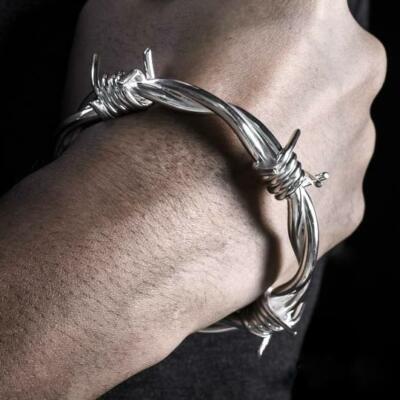 Beautifully Handamde Solid 925 Sterling Silver Barbed Wire Bangle