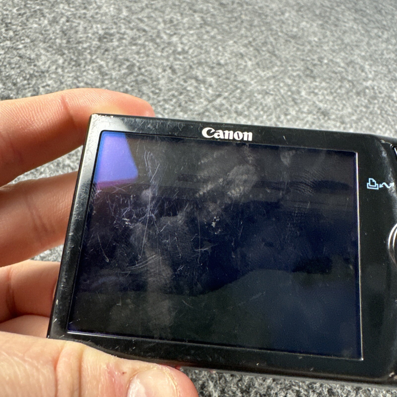 Canon PowerShot SD870 IS 8.0mp Digital Camera for Parts or Repair