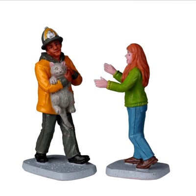 Lemax MY HERO! Set of 2 # 22120  Christmas Vail Village Figurine 2022 NEW