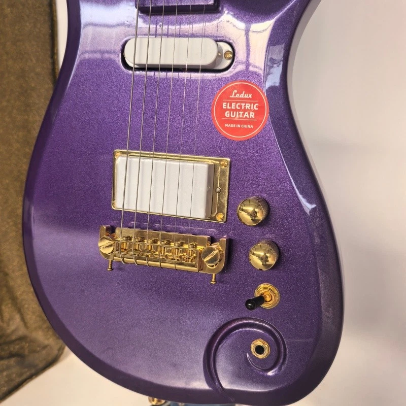 Guitare Électrique Cloud Frettes Inox Arrondies Violette Accastillage - Photo 2/4