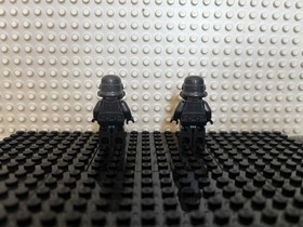 Lot (2) Shadow Stormtrooper LEGO minifigure