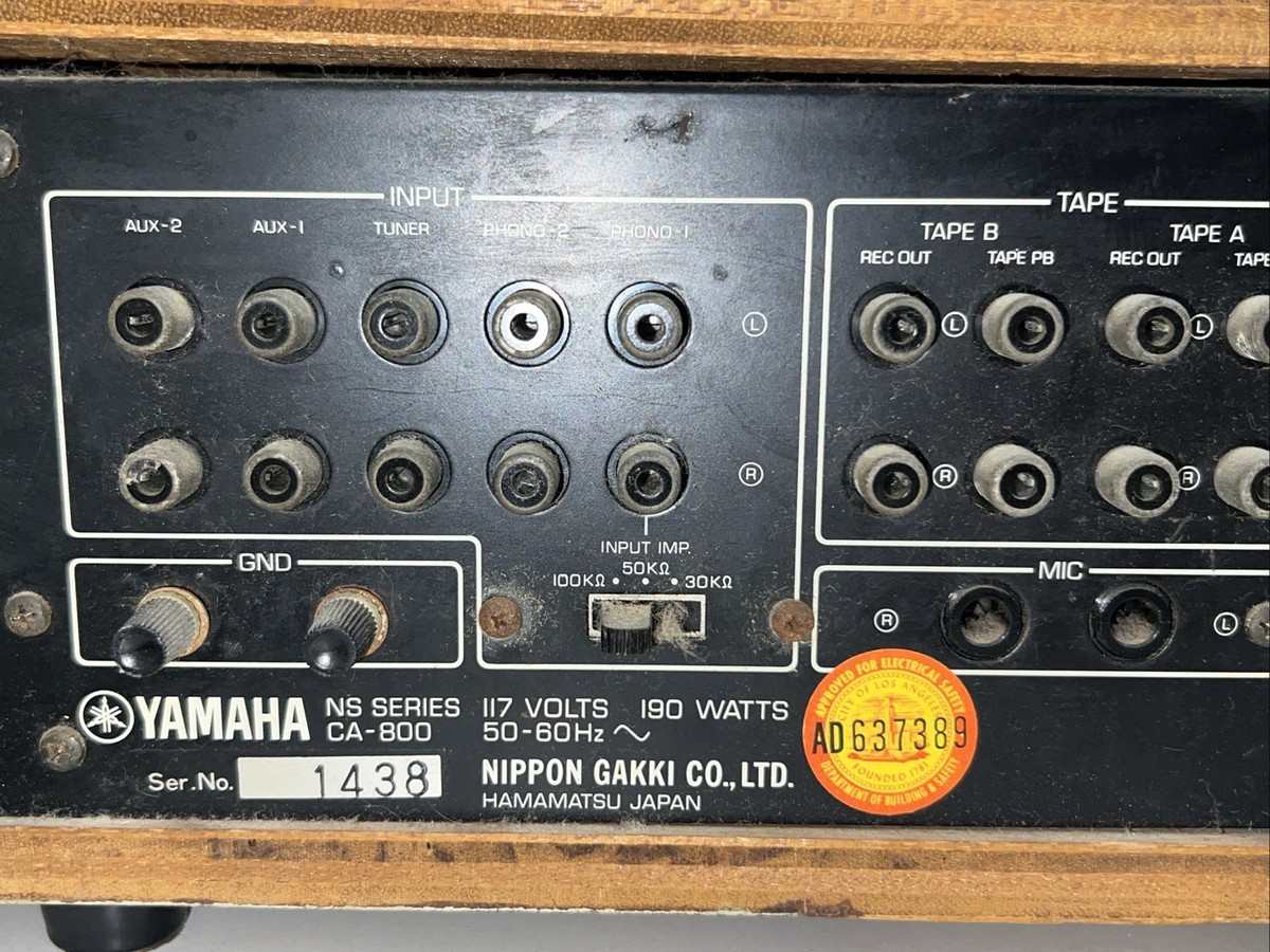 【ジャンク】YAMAHA CA-800 プリメインアンプ YAMAHA CA-800 Integrated Stereo Amplifier 2X 45 Watts RMS
