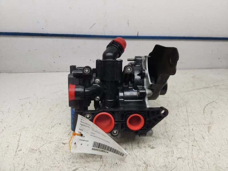 Bomba de refrigerante compatible con AUDI Q3 756968 19-23 Foto 2 de 4