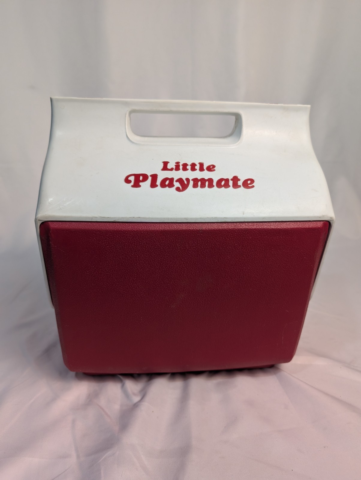 Vintage Little Playmate Cooler by Igloo Red & White Push Button 6 Pack USA
