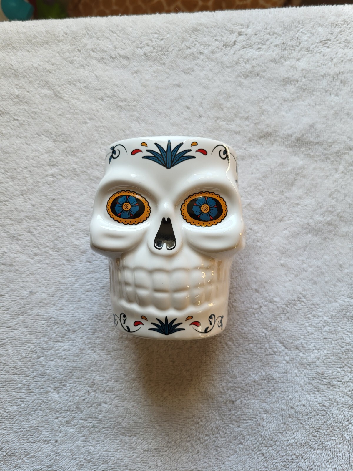 Tequila Cazadores 100% agave sugar Skull Shaped ceramic Mug VTG GUC see pics