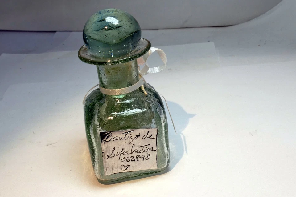 GARRAFA DE VIDRO BAUTIZO DE Sofia Cristina com favor de batismo comunhão anjo - Imagem 3 de 4