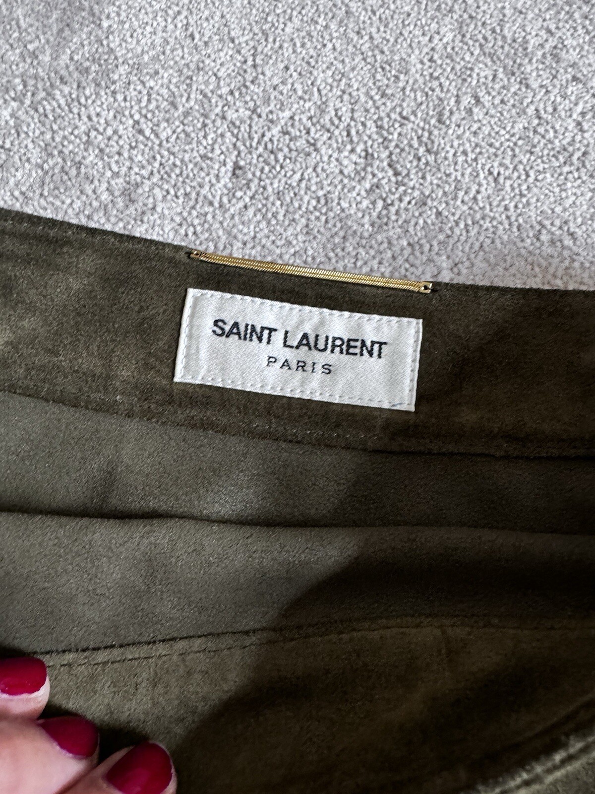 Saint Laurent minigonna camoscio kaki taglia F36 UK 8