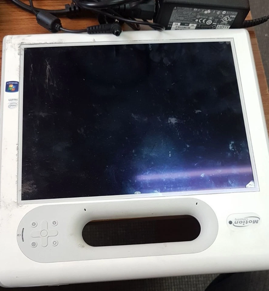 MOTION COMPUTING MC-C5 DOCKING STATION+TCD001 TABLET W/ ACCESORIES SELLING AS IS - Image 3 of 4