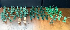 Vintage Large Lot Plastic Green Tan Army Soldiers
