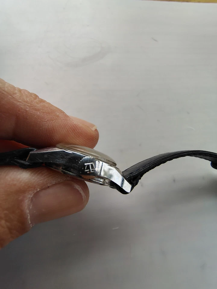 Vintage Tissot Seastar Stainless Steel Womens Watch Running W Original Band - Image 4 of 4