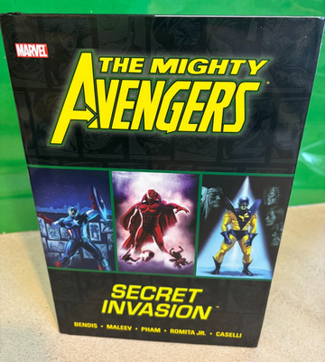MIGHTY AVENGERS ''SECRET INVASION'' HC Hardcover Graphic Book - Bendis, Maleev, Ph