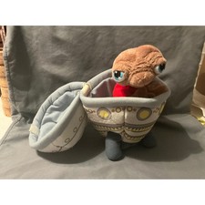 NWT E T the Extra Terrestrial Plush Toy in Spaceship Pod Universal Studios
