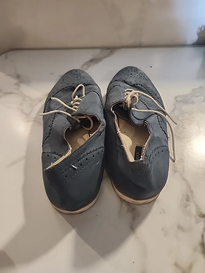 Zapatos Forever 21 para mujer talla 8 Oxford de gamuza con cordones azul marino crema Foto 4 de 4