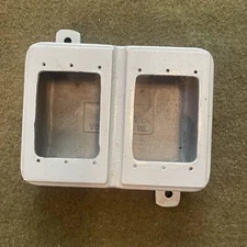 KILLARK 2FSQ DEVICE Box 2 GANG ELECTROLET NOS Heavy Duty Outlet Box