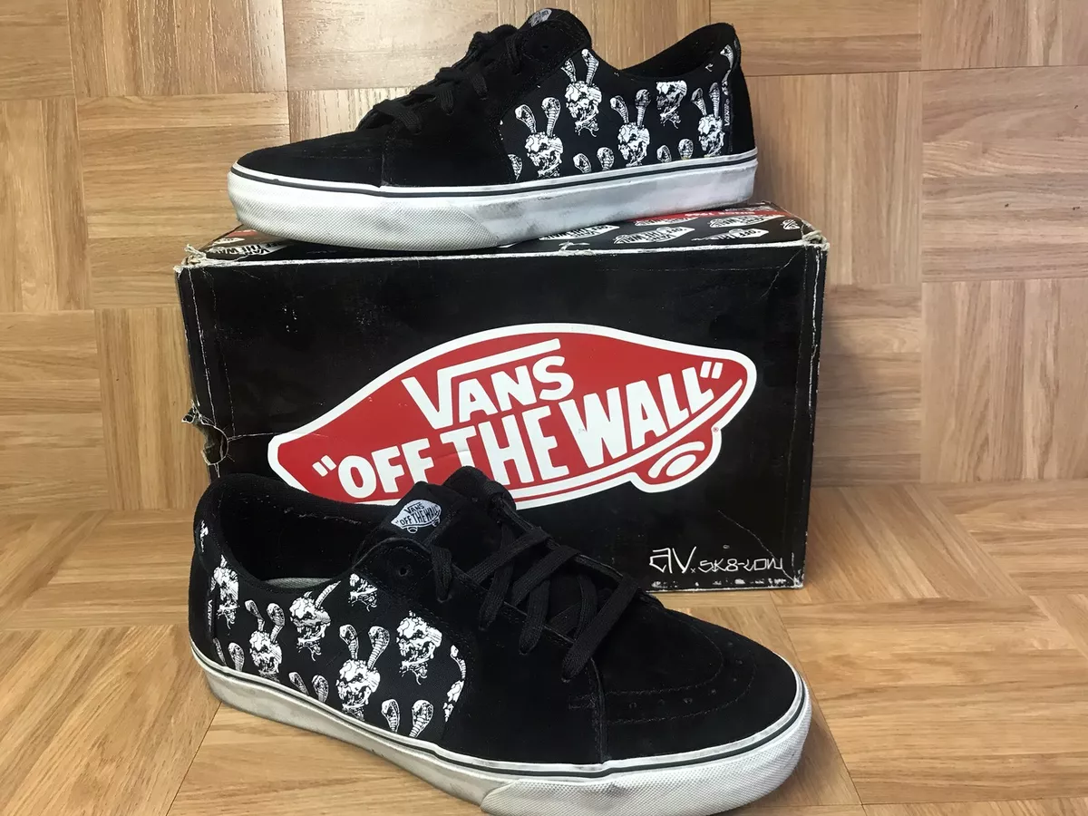RARE VANS AV SK8 Low Taka Hayashi Black Skulls White Size 13