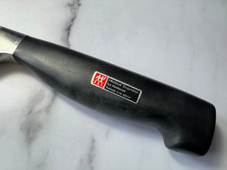 Faca de escultura Zwilling Henckels quatro estrelas 10” flexível 31070 navalha afiada! 65 - Imagem 2 de 4