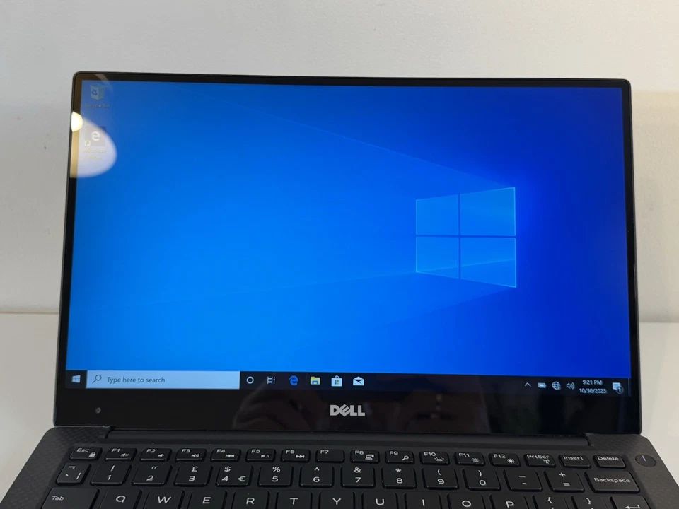 Dell XPS Touchscreen Laptop Intel Core I7 8th Gen, 16GB RAM, 512GB SSD Win10 - Image 4 of 4