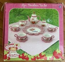 STRAWBERRY SHORTCAKE Tea Set