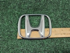 2010 2011 Honda Accord Crosstour Trunk Logo Emblem Rear Oem 75701tp6a000 Gl6 2010 2011 Honda Accord Crosstour Trunk Logo Emblem Rear Oem 75701tp6a000 Gl6