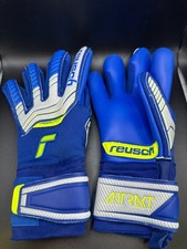 Reusch Attrakt Grip Evolution Finger Support ...