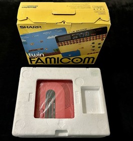 SHARP TWIN FAMICOM NES CONSOLE COMPLETE AN-500R SUCH AN AMAZING RARE COOL SYSTEM