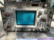 Tektronix 468 Digital Storage Oscilloscope 100 MHz, Dual Channel, Powers On