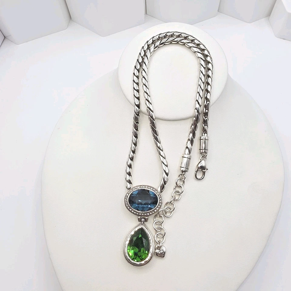 "Collar Brighton Isla Esmeralda Tono Plata Azul y Verde Cristales de Swarovski 20""" Foto 2 de 4