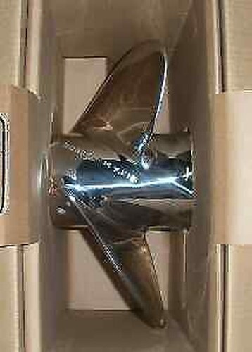 Michigan Wheel 993042 Apollo Stainless Propeller 3-Blade 14.4 x 15"P - Picture 2 of 5