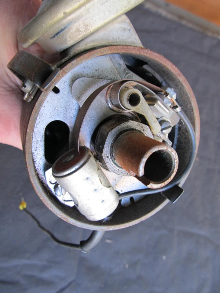 Dodge Plymouth 318 Poly Savoy Fury Dart 1961 1962 distribuidor nuevo de stock Foto 4 de 4