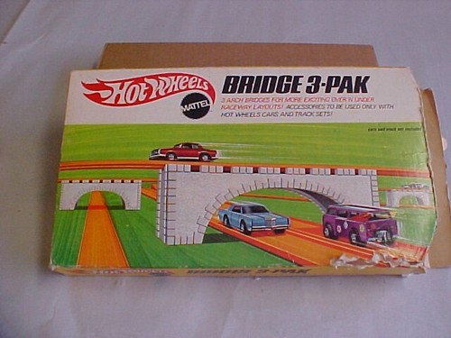 VINTAGE 1969 HOT WHEELS MATTEL BRIDGE 3 PAK