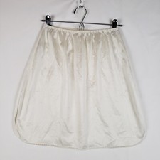 Vanity Fair Womens Half Slip All Nylon Sheer Style 11-717 18" M / 40 Ivory