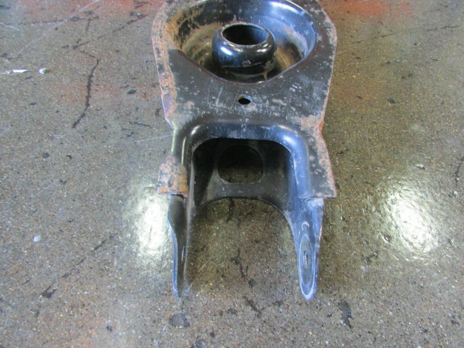 Maserati Ghibli, LH, Left Rear Lower Control Arm, Used, P/N 670036580
