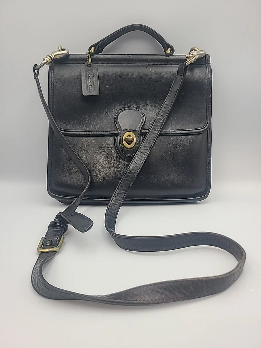 Coach Willis Shoulder Bags Turn Lock Handbags for Women for sale